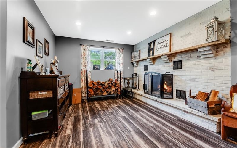 158 Sigsbee Road, greensboro, 15338, 3 Bedrooms Bedrooms, 5 Rooms Rooms,2 BathroomsBathrooms,Residential,For Sale,Sigsbee Road,1700405