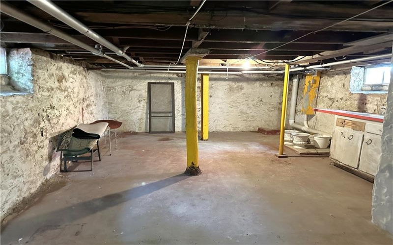 217 Garfield Street, Johnstown, 15906, 3 Bedrooms Bedrooms, 7 Rooms Rooms,1 BathroomBathrooms,Residential,For Sale,Garfield Street,1700416