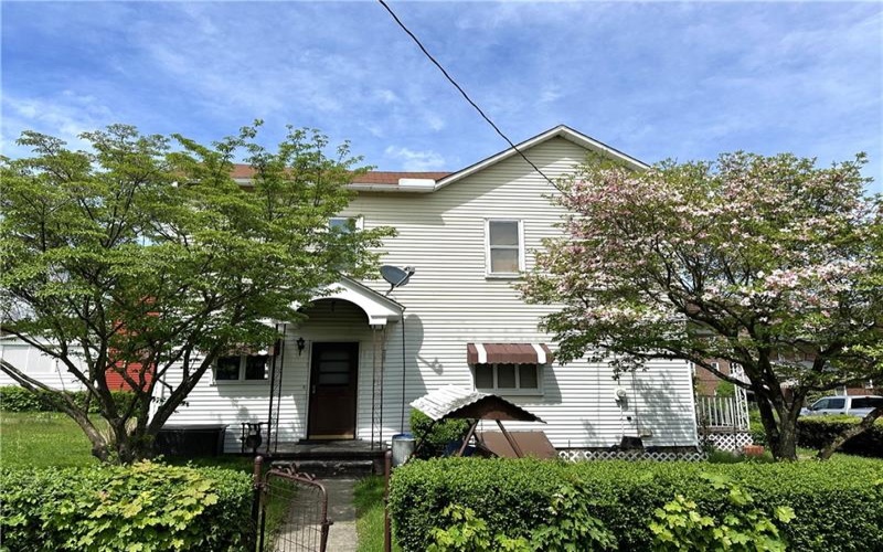 217 Garfield Street, Johnstown, 15906, 3 Bedrooms Bedrooms, 7 Rooms Rooms,1 BathroomBathrooms,Residential,For Sale,Garfield Street,1700416