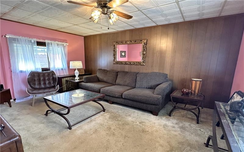 217 Garfield Street, Johnstown, 15906, 3 Bedrooms Bedrooms, 7 Rooms Rooms,1 BathroomBathrooms,Residential,For Sale,Garfield Street,1700416