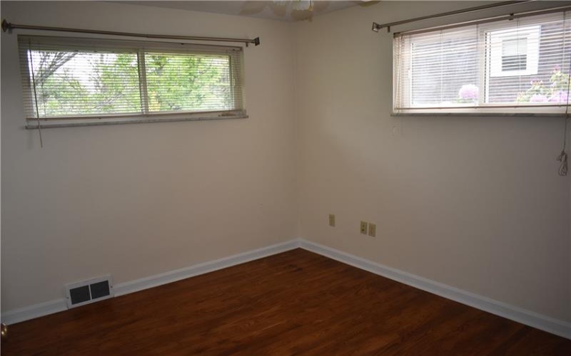1106 Martin Dr, Canonsburg, 15317, 3 Bedrooms Bedrooms, 7 Rooms Rooms,2 BathroomsBathrooms,Residential,For Sale,Martin Dr,1700427