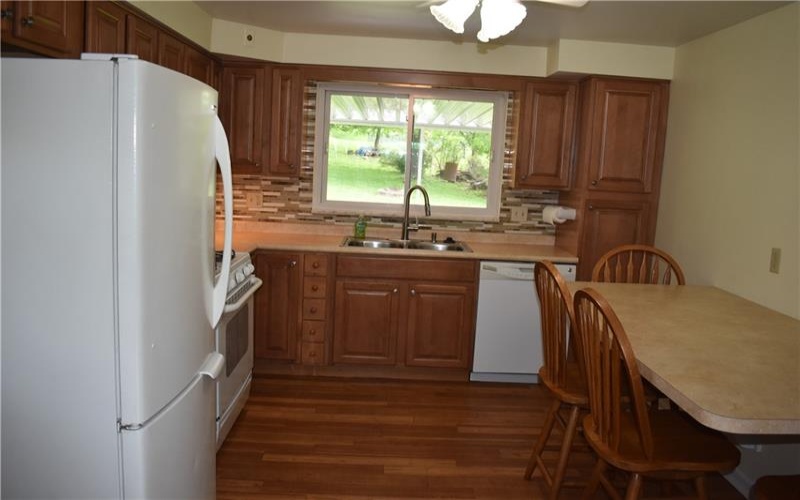 1106 Martin Dr, Canonsburg, 15317, 3 Bedrooms Bedrooms, 7 Rooms Rooms,2 BathroomsBathrooms,Residential,For Sale,Martin Dr,1700427