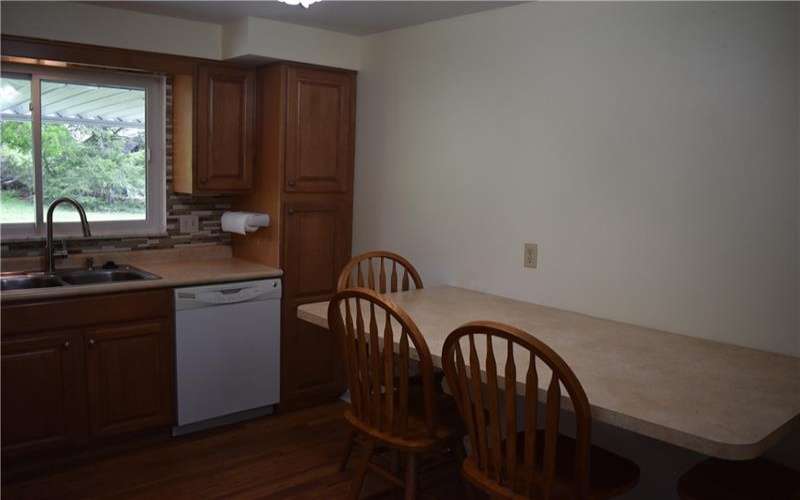 1106 Martin Dr, Canonsburg, 15317, 3 Bedrooms Bedrooms, 7 Rooms Rooms,2 BathroomsBathrooms,Residential,For Sale,Martin Dr,1700427