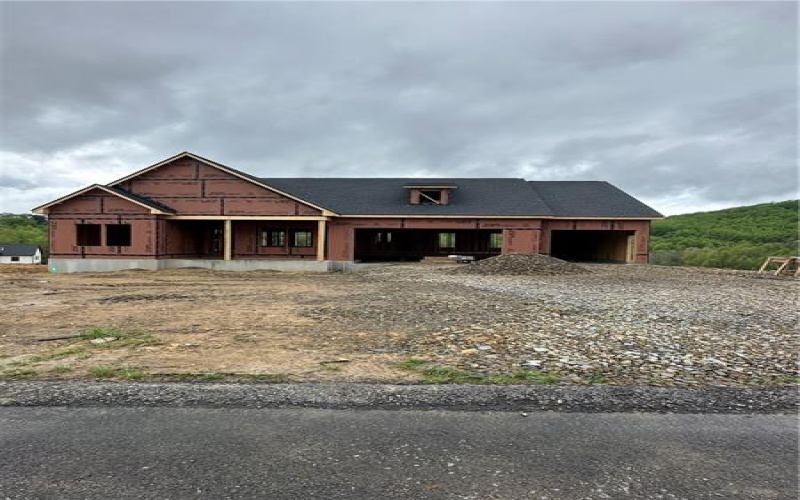 Lot #206 LINWOOD COURT, LATROBE, 15650, 3 Bedrooms Bedrooms, 7 Rooms Rooms,2.1 BathroomsBathrooms,Residential,For Sale,LINWOOD COURT,1700435