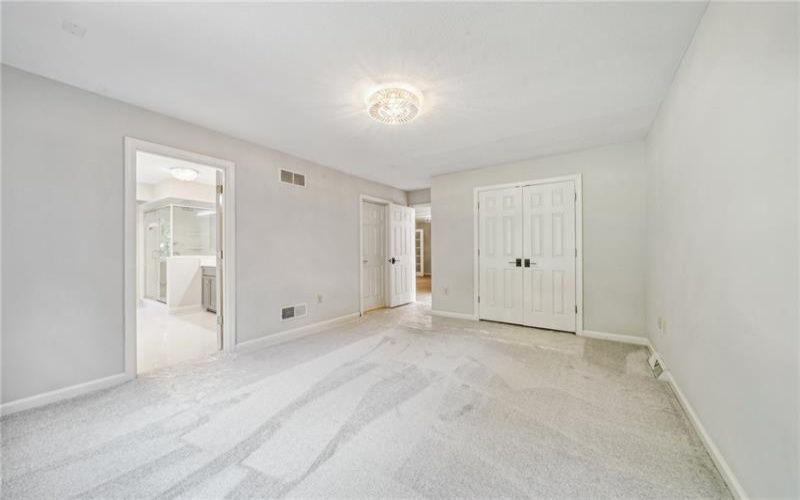 110 Oakhurst Dr, Canonsburg, 15317, 5 Bedrooms Bedrooms, 13 Rooms Rooms,4.1 BathroomsBathrooms,Residential,For Sale,Oakhurst Dr,1700442