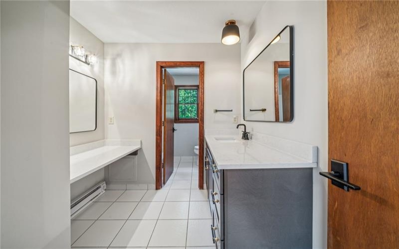 110 Oakhurst Dr, Canonsburg, 15317, 5 Bedrooms Bedrooms, 13 Rooms Rooms,4.1 BathroomsBathrooms,Residential,For Sale,Oakhurst Dr,1700442