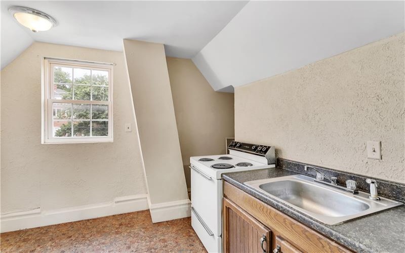 511 and 513 North Main Street, Greensburg, 15601, ,Multi-unit,For Sale,North Main Street,1683723