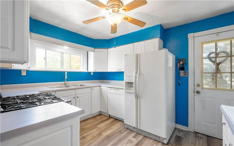 208 Lacock St, Washington, 15301, 3 Bedrooms Bedrooms, 8 Rooms Rooms,2 BathroomsBathrooms,Residential,For Sale,Lacock St,1700271