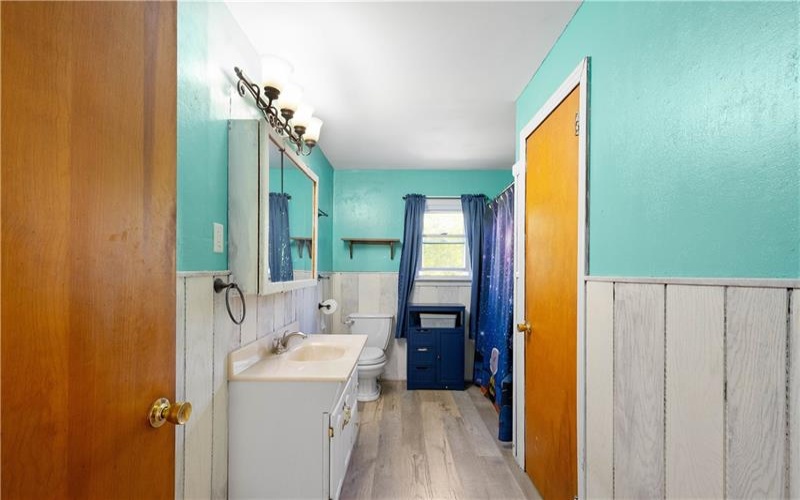 208 Lacock St, Washington, 15301, 3 Bedrooms Bedrooms, 8 Rooms Rooms,2 BathroomsBathrooms,Residential,For Sale,Lacock St,1700271