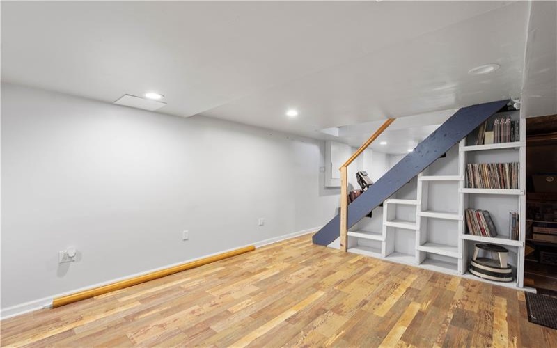 208 Lacock St, Washington, 15301, 3 Bedrooms Bedrooms, 8 Rooms Rooms,2 BathroomsBathrooms,Residential,For Sale,Lacock St,1700271