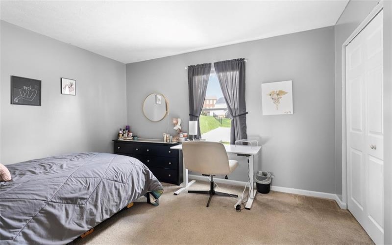 111 Stratford Ct, New Stanton, 15672, 4 Bedrooms Bedrooms, 11 Rooms Rooms,2.1 BathroomsBathrooms,Residential,For Sale,Stratford Ct,1700362