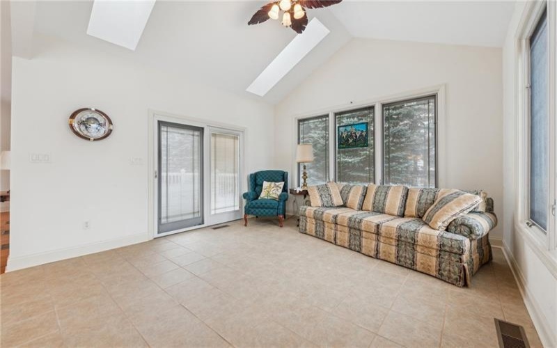 4805 Kerrianne Ln, Murrysville, 15668, 3 Bedrooms Bedrooms, 10 Rooms Rooms,2.1 BathroomsBathrooms,Residential,For Sale,Kerrianne Ln,1700453