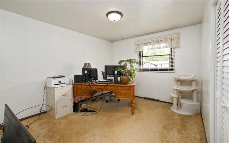 350 Apache Lane, Apollo, 15613, 3 Bedrooms Bedrooms, 9 Rooms Rooms,2.1 BathroomsBathrooms,Residential,For Sale,Apache Lane,1700483