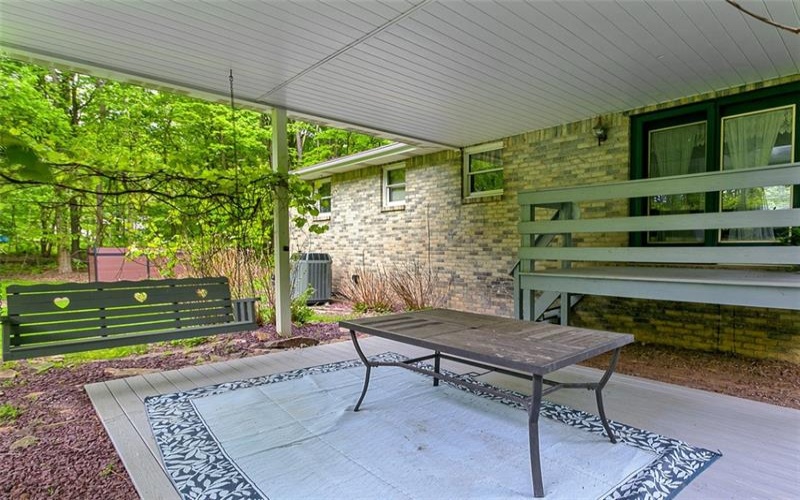 350 Apache Lane, Apollo, 15613, 3 Bedrooms Bedrooms, 9 Rooms Rooms,2.1 BathroomsBathrooms,Residential,For Sale,Apache Lane,1700483