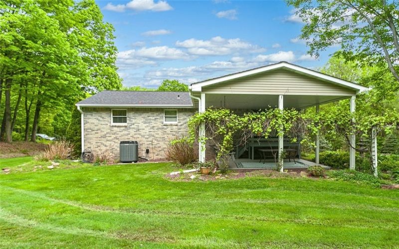 350 Apache Lane, Apollo, 15613, 3 Bedrooms Bedrooms, 9 Rooms Rooms,2.1 BathroomsBathrooms,Residential,For Sale,Apache Lane,1700483