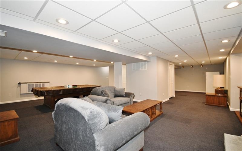 1004 Cicero Dr, Irwin, 15642, 3 Bedrooms Bedrooms, ,2.1 BathroomsBathrooms,Residential,For Sale,Cicero Dr,1700502