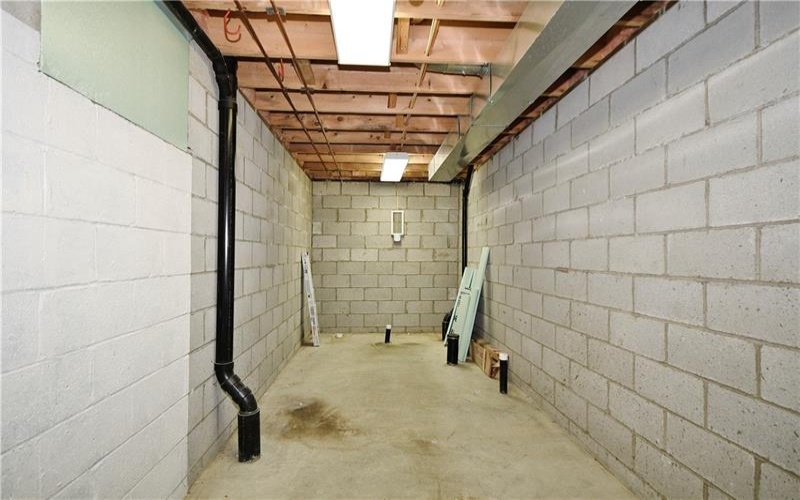 1004 Cicero Dr, Irwin, 15642, 3 Bedrooms Bedrooms, ,2.1 BathroomsBathrooms,Residential,For Sale,Cicero Dr,1700502