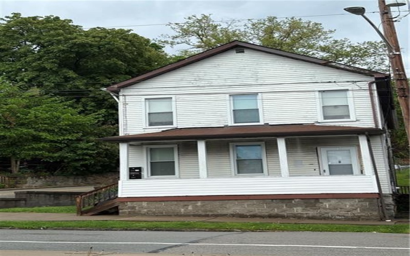 209 Harrison Ave, Greensburg, 15601, 2 Bedrooms Bedrooms, 3 Rooms Rooms,2 BathroomsBathrooms,Residential,For Sale,Harrison Ave,1700506