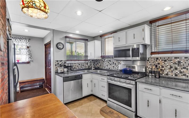 13 Moyer Ave, Scottdale, 15683, 4 Bedrooms Bedrooms, ,1.1 BathroomsBathrooms,Residential,For Sale,Moyer Ave,1700508