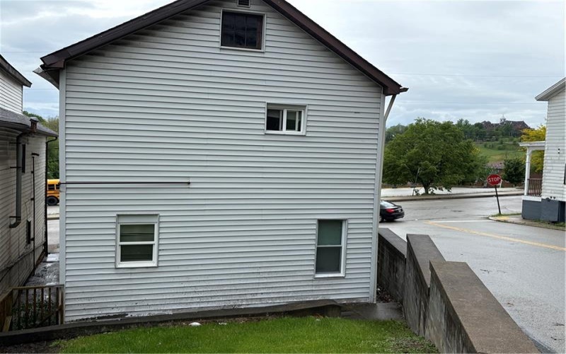 209 Harrison Ave, Greensburg, 15601, ,Multi-unit,For Sale,Harrison Ave,1700511