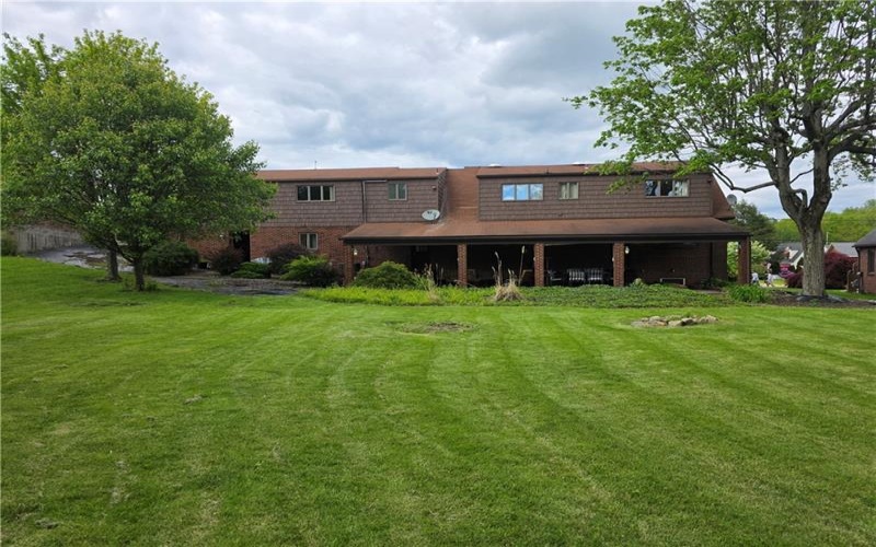 509 Pennsylvania Blvd, Jeannette, 15644, 4 Bedrooms Bedrooms, 10 Rooms Rooms,4 BathroomsBathrooms,Residential,For Sale,Pennsylvania Blvd,1700519