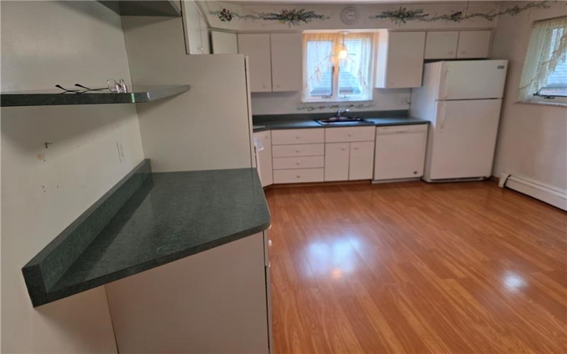 509 Pennsylvania Blvd, Jeannette, 15644, 4 Bedrooms Bedrooms, 10 Rooms Rooms,4 BathroomsBathrooms,Residential,For Sale,Pennsylvania Blvd,1700519