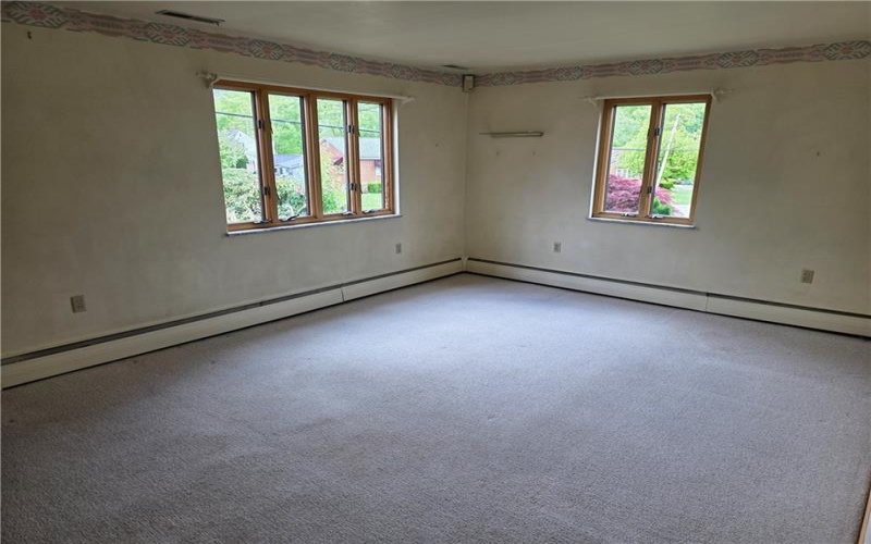 509 Pennsylvania Blvd, Jeannette, 15644, 4 Bedrooms Bedrooms, 10 Rooms Rooms,4 BathroomsBathrooms,Residential,For Sale,Pennsylvania Blvd,1700519