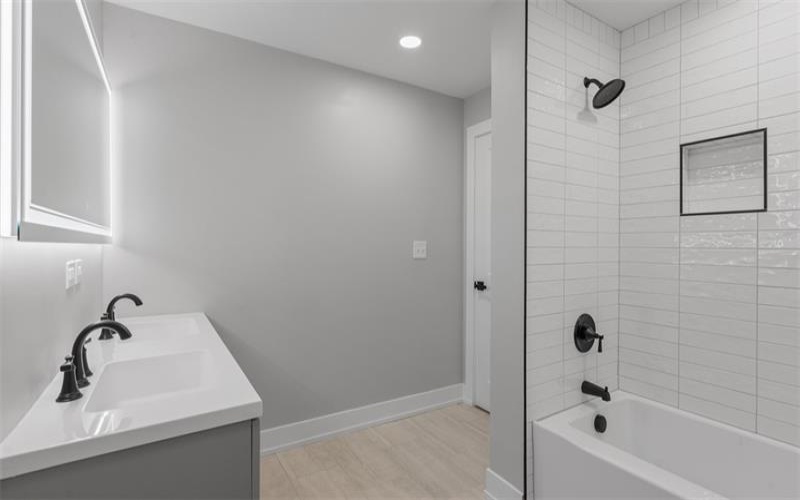 141 Center Avenue, Burgettstown, 15021, 3 Bedrooms Bedrooms, 9 Rooms Rooms,1.1 BathroomsBathrooms,Residential,For Sale,Center Avenue,1700524