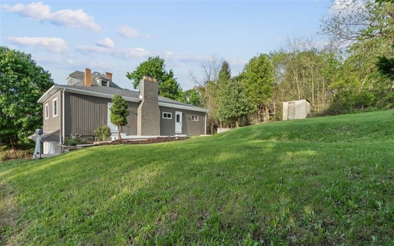 141 Center Avenue, Burgettstown, 15021, 3 Bedrooms Bedrooms, 9 Rooms Rooms,1.1 BathroomsBathrooms,Residential,For Sale,Center Avenue,1700524