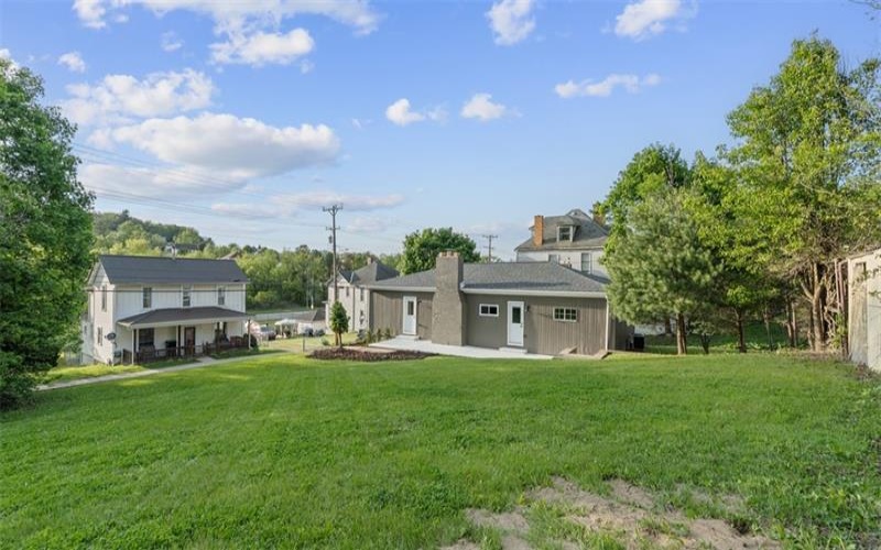 141 Center Avenue, Burgettstown, 15021, 3 Bedrooms Bedrooms, 9 Rooms Rooms,1.1 BathroomsBathrooms,Residential,For Sale,Center Avenue,1700524