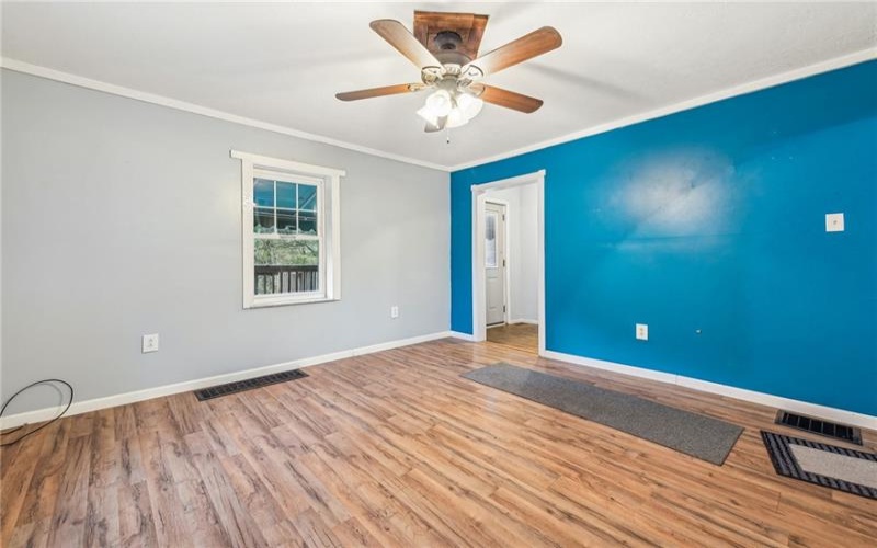 316 Dutchman Run Rd, New Kensington, 15068, 4 Bedrooms Bedrooms, 8 Rooms Rooms,2 BathroomsBathrooms,Residential,For Sale,Dutchman Run Rd,1688412