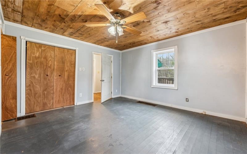 316 Dutchman Run Rd, New Kensington, 15068, 4 Bedrooms Bedrooms, 8 Rooms Rooms,2 BathroomsBathrooms,Residential,For Sale,Dutchman Run Rd,1688412