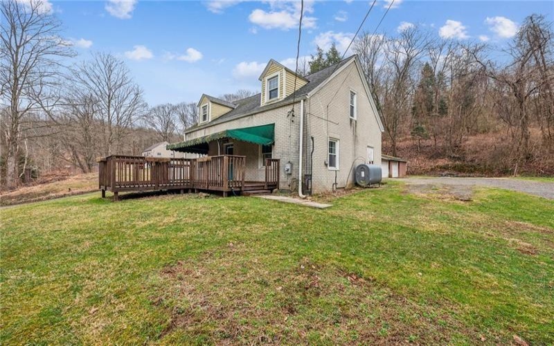 316 Dutchman Run Rd, New Kensington, 15068, 4 Bedrooms Bedrooms, 8 Rooms Rooms,2 BathroomsBathrooms,Residential,For Sale,Dutchman Run Rd,1688412