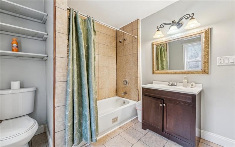 316 Dutchman Run Rd, New Kensington, 15068, 4 Bedrooms Bedrooms, 8 Rooms Rooms,2 BathroomsBathrooms,Residential,For Sale,Dutchman Run Rd,1688412