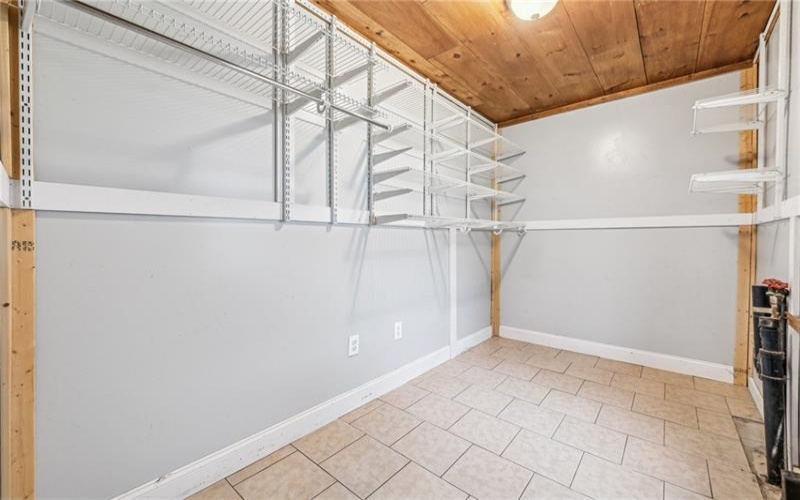 316 Dutchman Run Rd, New Kensington, 15068, 4 Bedrooms Bedrooms, 8 Rooms Rooms,2 BathroomsBathrooms,Residential,For Sale,Dutchman Run Rd,1688412