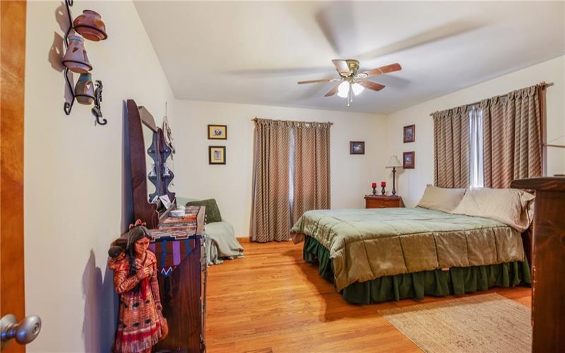 733 Center Ave, Somerset, 15501, 3 Bedrooms Bedrooms, ,2 BathroomsBathrooms,Residential,For Sale,Center Ave,1692352