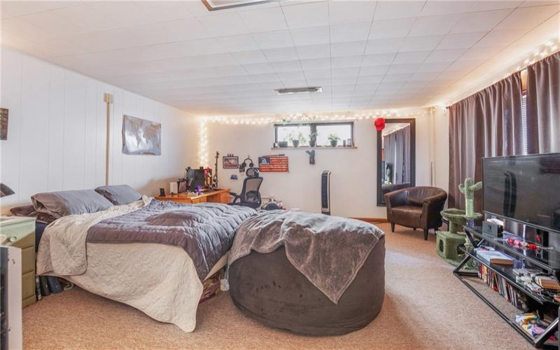 733 Center Ave, Somerset, 15501, 3 Bedrooms Bedrooms, ,2 BathroomsBathrooms,Residential,For Sale,Center Ave,1692352
