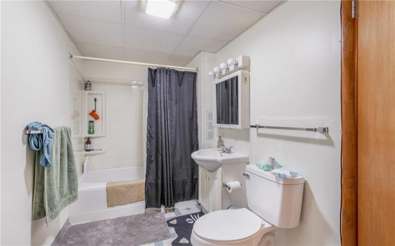 733 Center Ave, Somerset, 15501, 3 Bedrooms Bedrooms, ,2 BathroomsBathrooms,Residential,For Sale,Center Ave,1692352