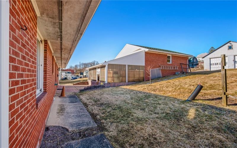 733 Center Ave, Somerset, 15501, 3 Bedrooms Bedrooms, ,2 BathroomsBathrooms,Residential,For Sale,Center Ave,1692352