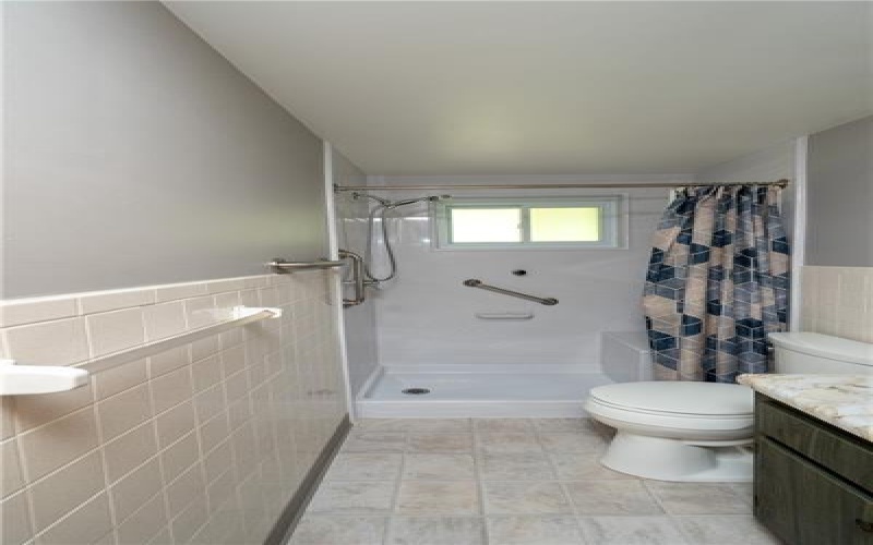 230 Southview Rd, Mc Donald, 15057, 3 Bedrooms Bedrooms, 7 Rooms Rooms,2 BathroomsBathrooms,Residential,For Sale,Southview Rd,1700144