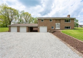 230 Southview Rd, Mc Donald, 15057, 3 Bedrooms Bedrooms, 7 Rooms Rooms,2 BathroomsBathrooms,Residential,For Sale,Southview Rd,1700144
