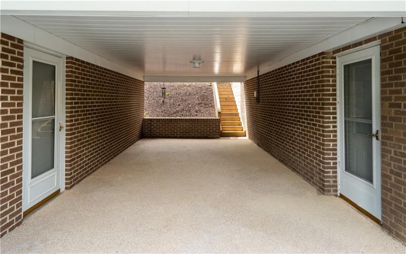 230 Southview Rd, Mc Donald, 15057, 3 Bedrooms Bedrooms, 7 Rooms Rooms,2 BathroomsBathrooms,Residential,For Sale,Southview Rd,1700144