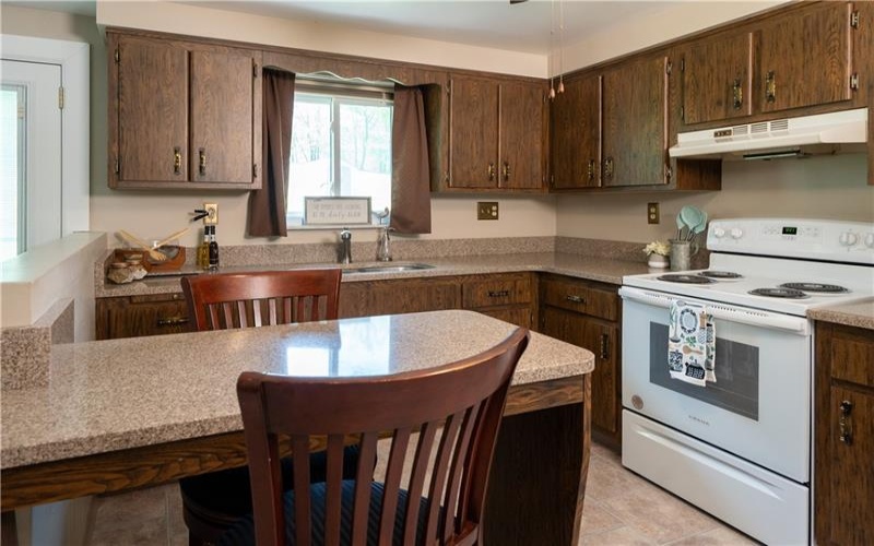 230 Southview Rd, Mc Donald, 15057, 3 Bedrooms Bedrooms, 7 Rooms Rooms,2 BathroomsBathrooms,Residential,For Sale,Southview Rd,1700144