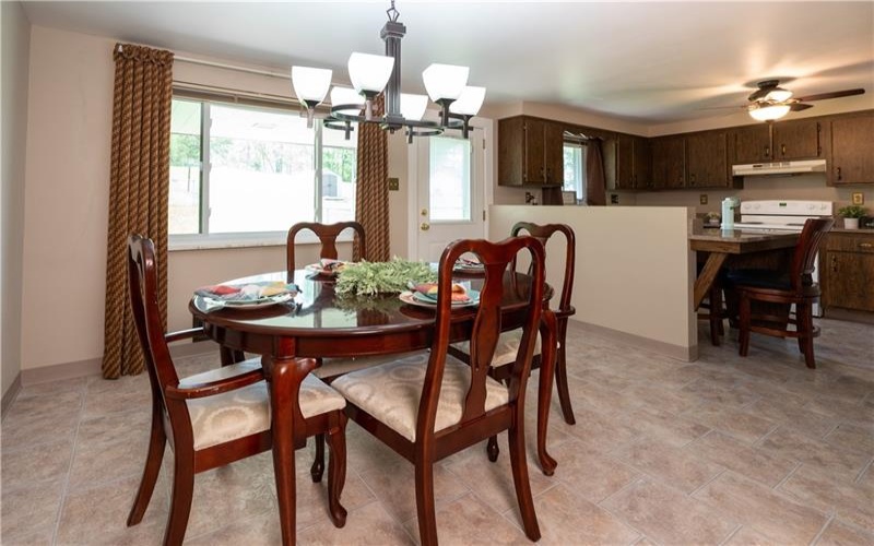 230 Southview Rd, Mc Donald, 15057, 3 Bedrooms Bedrooms, 7 Rooms Rooms,2 BathroomsBathrooms,Residential,For Sale,Southview Rd,1700144