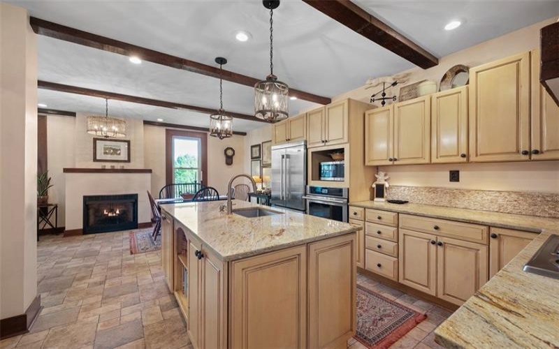 399 Wade Avenue, Washington, 15301, 4 Bedrooms Bedrooms, 36 Rooms Rooms,1.3 BathroomsBathrooms,Residential,For Sale,Wade Avenue,1700294