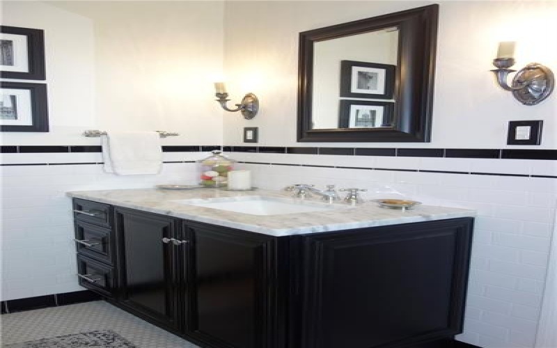399 Wade Avenue, Washington, 15301, 4 Bedrooms Bedrooms, 36 Rooms Rooms,1.3 BathroomsBathrooms,Residential,For Sale,Wade Avenue,1700294
