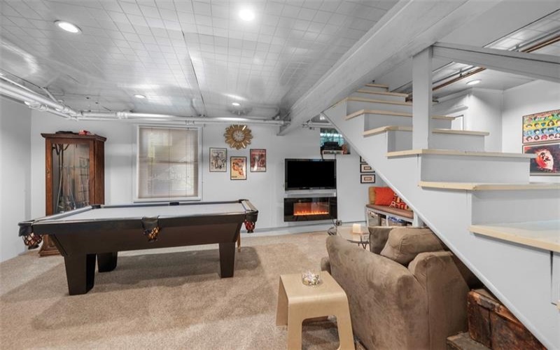 399 Wade Avenue, Washington, 15301, 4 Bedrooms Bedrooms, 36 Rooms Rooms,1.3 BathroomsBathrooms,Residential,For Sale,Wade Avenue,1700294