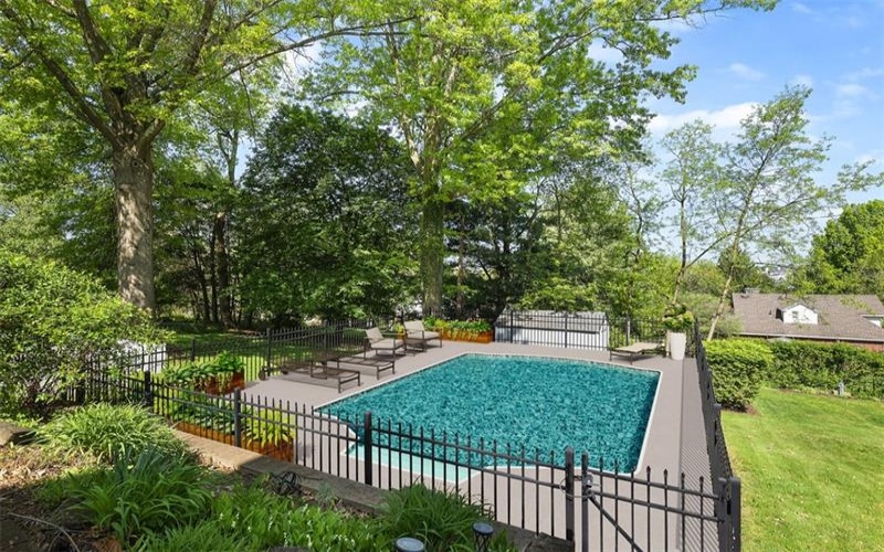 399 Wade Avenue, Washington, 15301, 4 Bedrooms Bedrooms, 36 Rooms Rooms,1.3 BathroomsBathrooms,Residential,For Sale,Wade Avenue,1700294