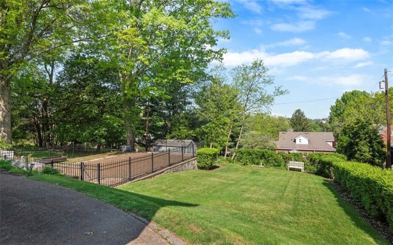 399 Wade Avenue, Washington, 15301, 4 Bedrooms Bedrooms, 36 Rooms Rooms,1.3 BathroomsBathrooms,Residential,For Sale,Wade Avenue,1700294