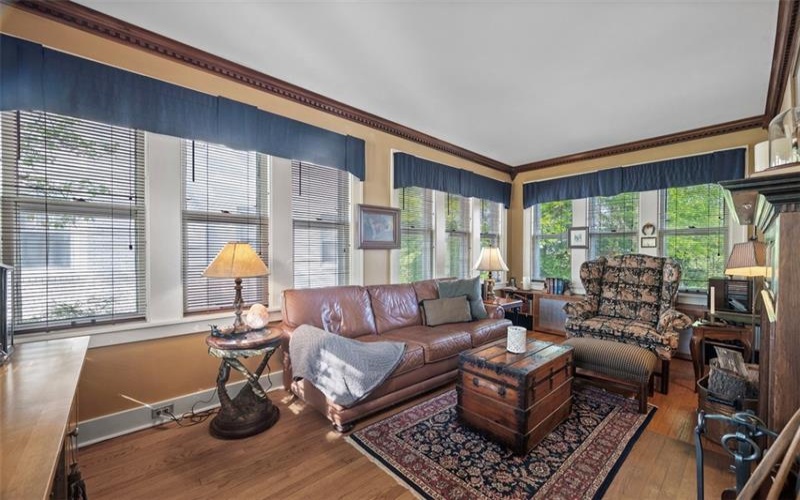 399 Wade Avenue, Washington, 15301, 4 Bedrooms Bedrooms, 36 Rooms Rooms,1.3 BathroomsBathrooms,Residential,For Sale,Wade Avenue,1700294